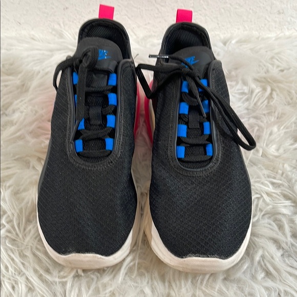 NIKE Air Max Motion 2 All Day Comfort Lightweight Size 7 - Picture 3 of 14